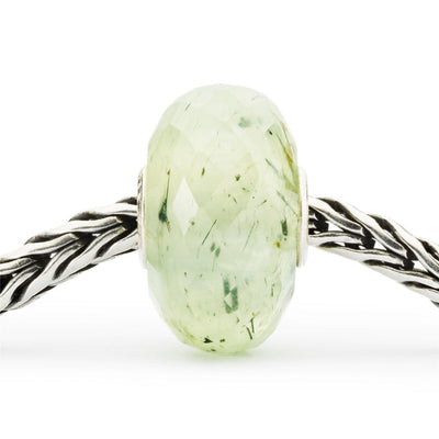 Prehnit Turmalin Kvarccal Bead - Trollbeads Ékszerek Magyarország